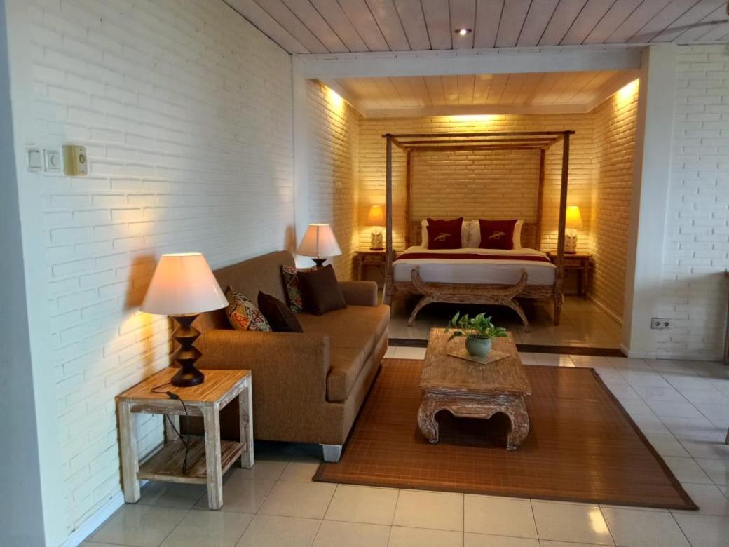 Tauch Terminal Resort Tulamben & Spa Экстерьер фото